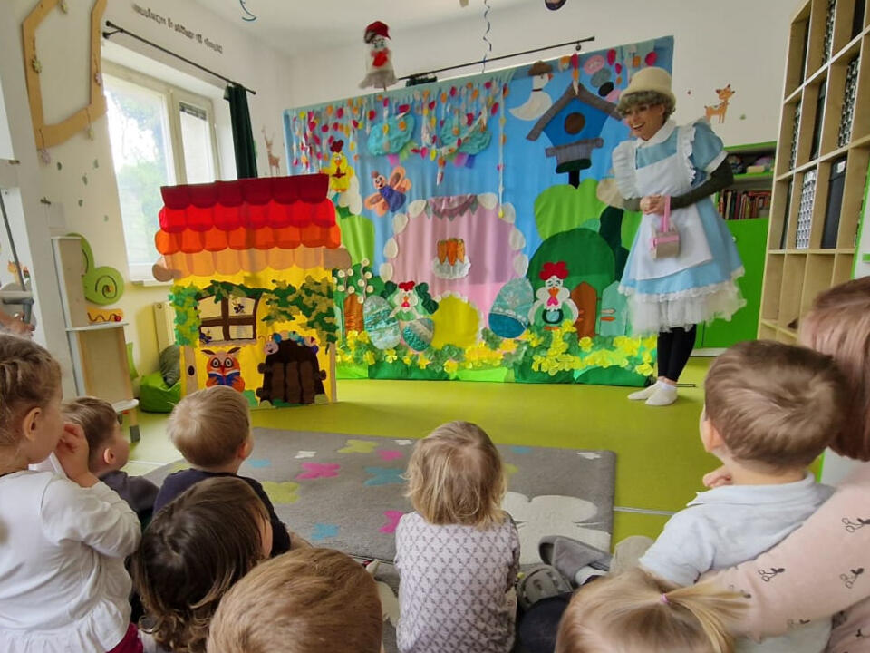 Untitled Teatrzyk w sali żłobka Mariposa